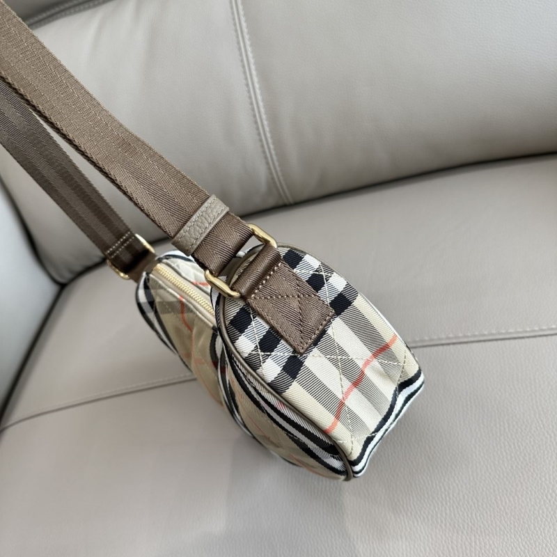 Bv*b*rry hobo bags